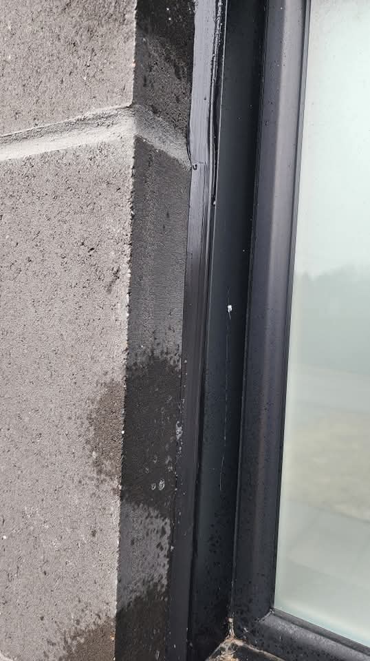 Travail de calfeutrage 2